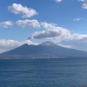 https://primopianoposillipo.hotels-amalfi.com